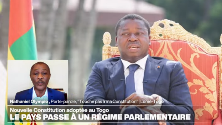 Nouvelle Constitution au Togo, le président demande une deuxième lecture